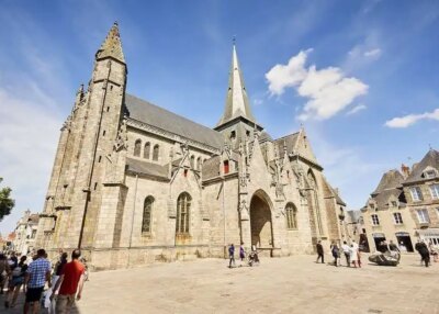 coll&eacute;giale gu&eacute;rande saint aubin patrimoine