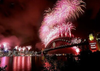 Sydney illumine 2026 dans le recueillement après le drame de Bondi