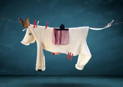 Quand le linge devient terrain d'aventures : un spectacle pour r&ecirc;veurs de tous &acirc;ges
