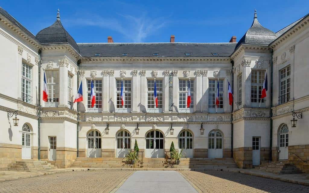 Municipales 2026 à Nantes : Johanna Rolland en tête, mais la droite aux portes du pouvoir