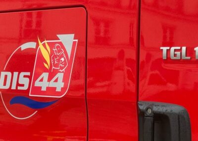 Vallons-de-l'Erdre : un important feu de stockage de foin mobilise 60 pompiers