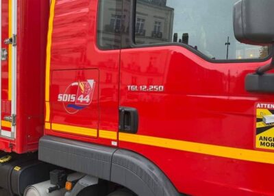 Feu de v&eacute;g&eacute;tation pr&egrave;s du p&eacute;riph&eacute;rique &agrave; Saint-Herblain
