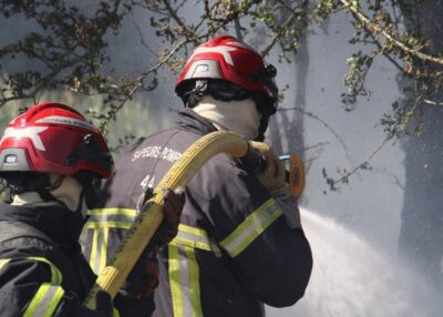 Incendie du Bois Jo &agrave; Saint-Herblain : le bilan du SDIS 44, 250 personnes &eacute;vacu&eacute;es, aucun bless&eacute;