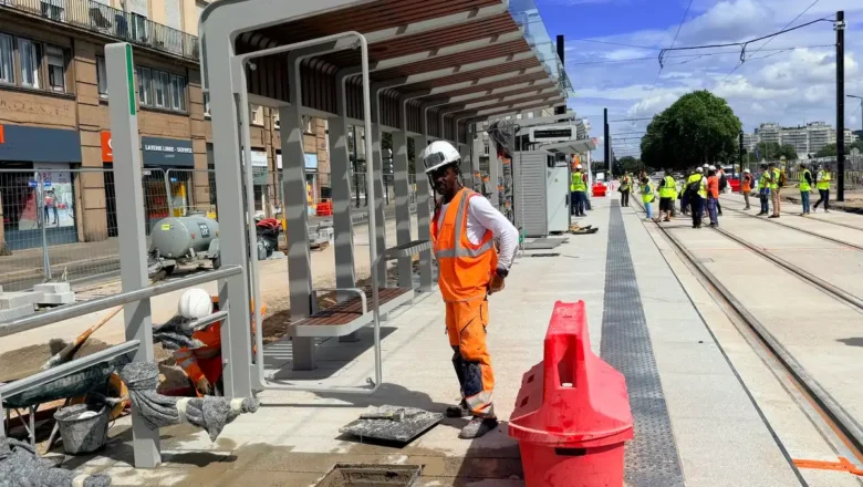 Tramway ligne 1 à Nantes : visite du chantier quai de la Fosse avant l'arrivée des lignes 6 et 7