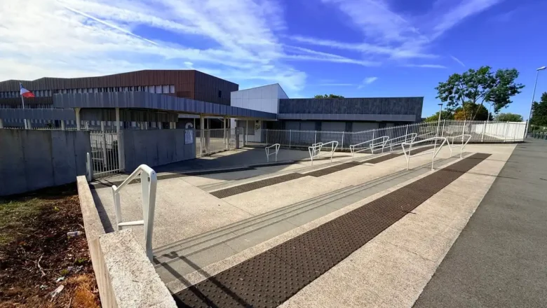 Collèges Renommés en Loire-Atlantique : Symbole ou Démagogie ?