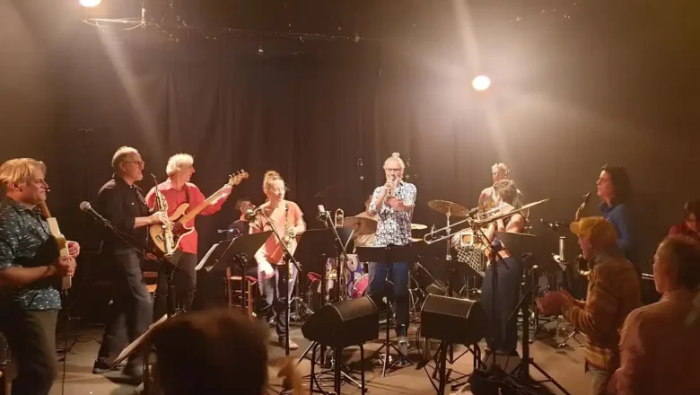 Le Bal du Siècle ferme Jazzimut sur la place du Commando
