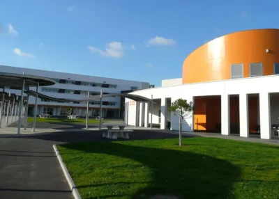 Rentrée 2026 à Nantes : la Région achève la rénovation du lycée Les Bourdonnières
