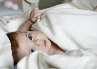 Ecz&eacute;ma de l'enfant : au CHU de Nantes, le projet ATOPID traque les maladies rares cach&eacute;es derri&egrave;re la dermatite atopique