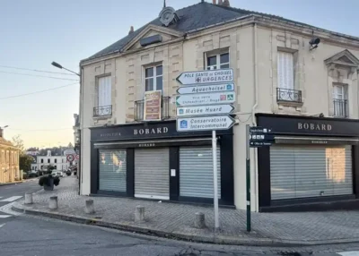 Ch&acirc;teaubriant : la bijouterie Bobard attaqu&eacute;e &agrave; main arm&eacute;e en plein jour