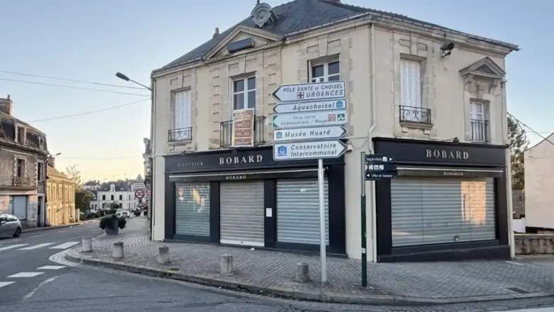 Ch&acirc;teaubriant : la bijouterie Bobard attaqu&eacute;e &agrave; main arm&eacute;e en plein jour