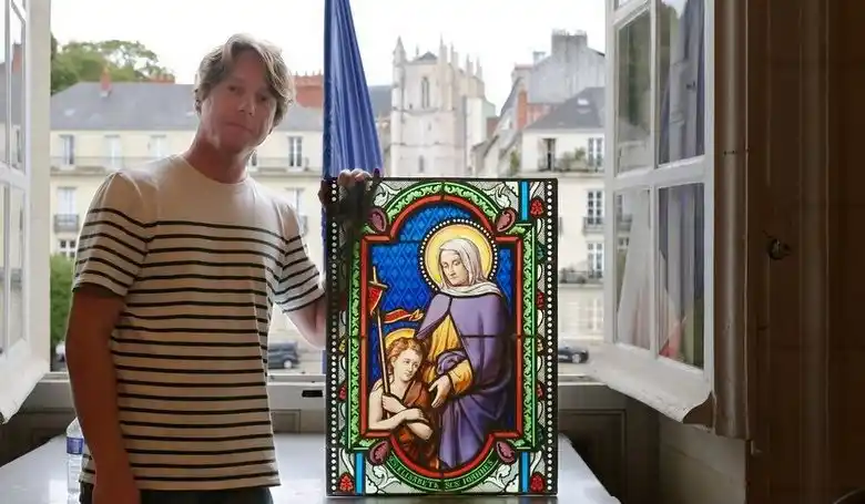 Cathédrale de Nantes : quatre duos en lice pour la verrière d'Anne de Bretagne