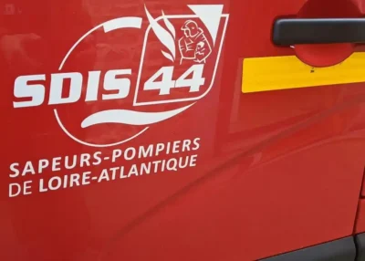 Pannec&eacute; : un automobiliste coinc&eacute; dans sa voiture apr&egrave;s une collision avec un bus Al&eacute;op