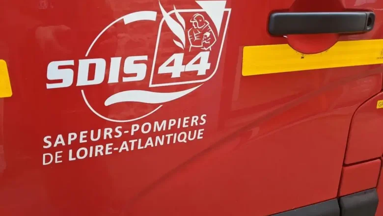 Pannecé : un automobiliste coincé dans sa voiture après une collision avec un bus Aléop